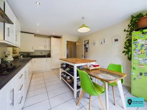 Kitchen/Diner- click for photo gallery